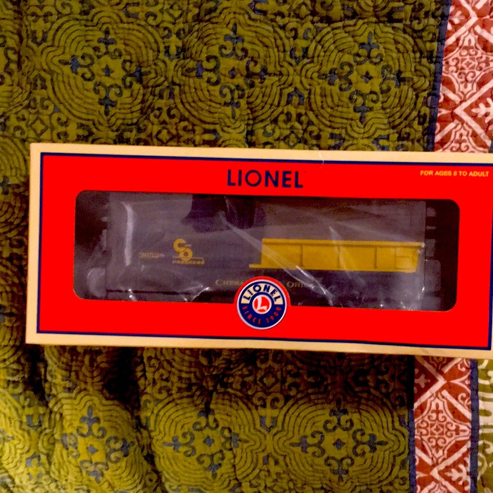 Lionel Chesapeake & Work Caboose
